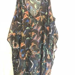 Show Me Your MuMu Tops - SMYM peta-boo in beautyfly print Show Me Your MuMu Tops - SMYM peta-boo in beautyfly print